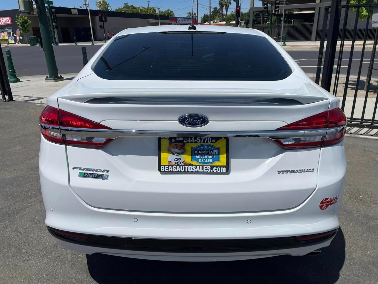 2018 WHITE /BLACK Ford Fusion Energi Titanium (3FA6P0SU6JR) with an 2.0L L4 DOHC 16V HYBRID engine, CVT transmission, located at 744 E Miner Ave, Stockton, CA, 95202, (209) 944-5770, 37.956863, -121.282082 - Photo#13